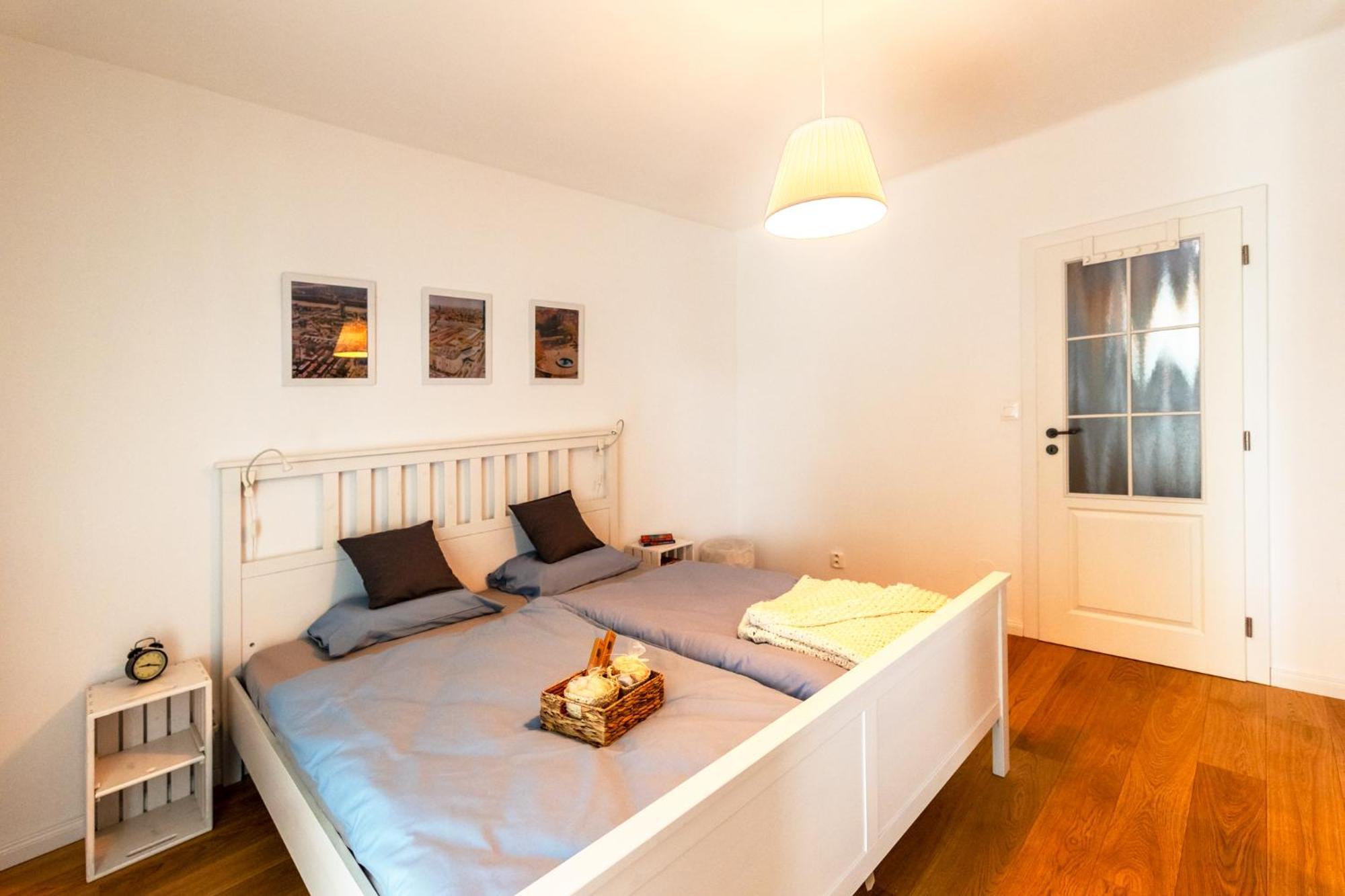 Quiet Apartment In New City Center, Nivy Bratislava Eksteriør billede