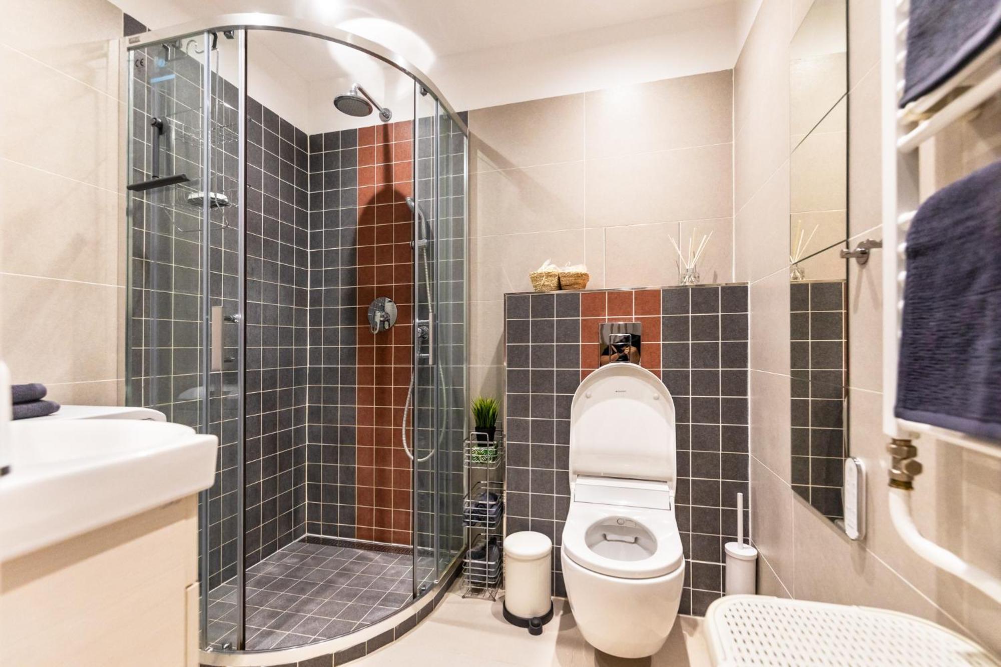 Quiet Apartment In New City Center, Nivy Bratislava Eksteriør billede